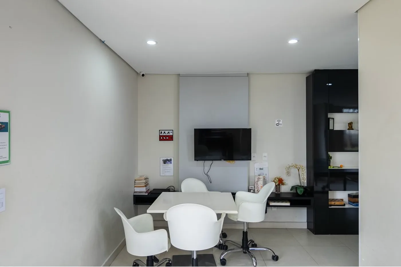CDC 6601 Apto 601971051-50 - REMAX Empire Exclusividades