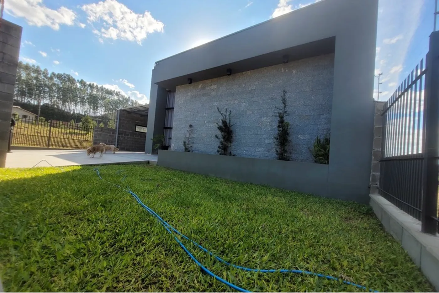 CLJ 300 612511062-17 - REMAX Moderna Exclusividades