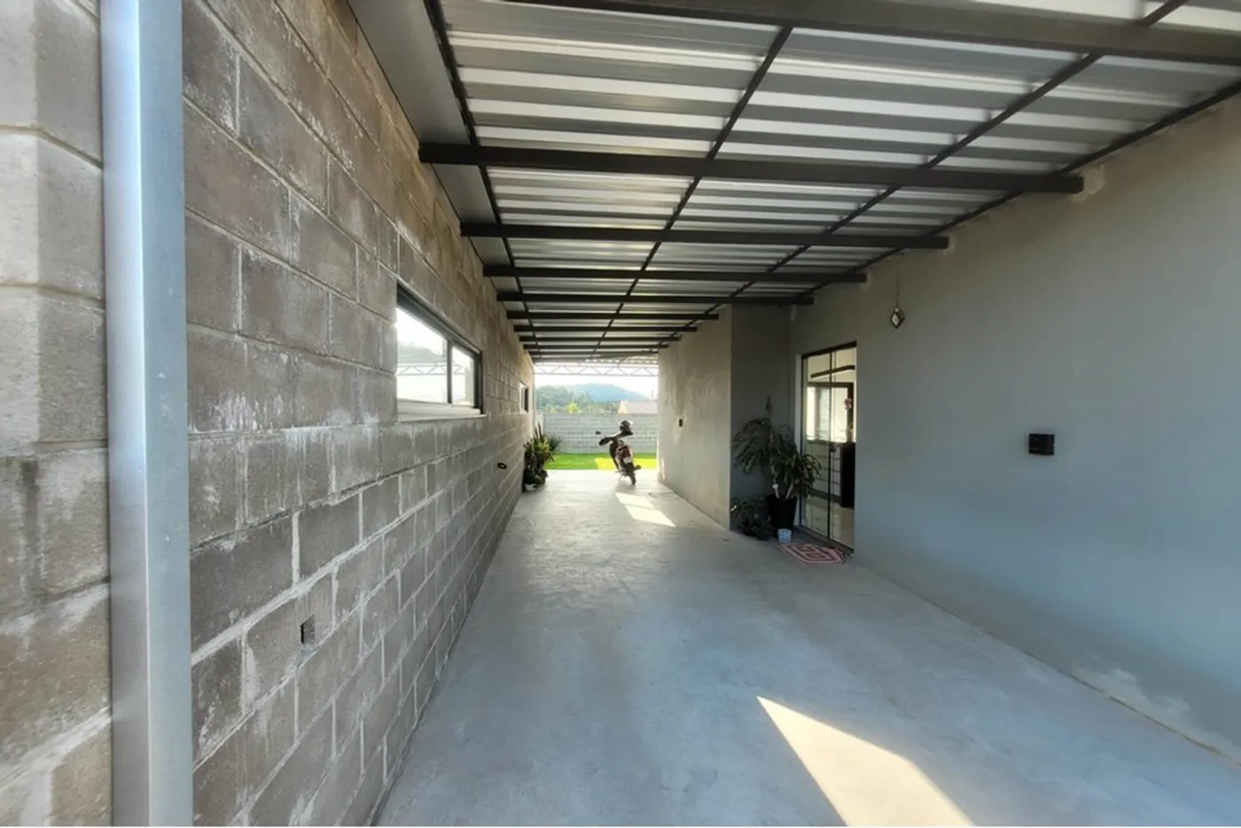 CLJ 300 612511062-17 - REMAX Moderna Exclusividades