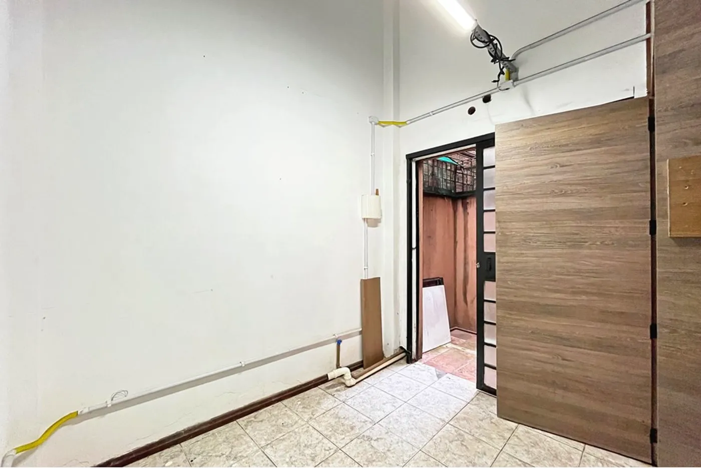 CBVA 210 Loja 610101007-36 - REMAX Tri Exclusividades