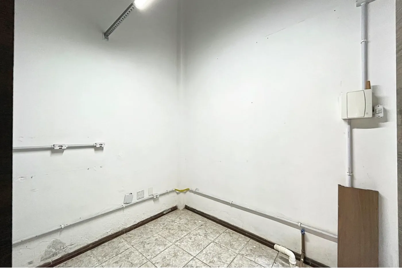 CBVA 210 Loja 610101007-36 - REMAX Tri Exclusividades