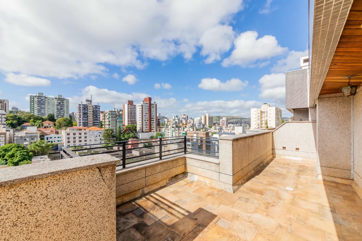 Jardins de Petrópolis Apto CH3076 - Cramob Exclusividades