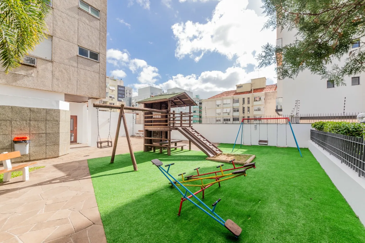 Jardins de Petrópolis Apto CH3076 - Cramob Exclusividades