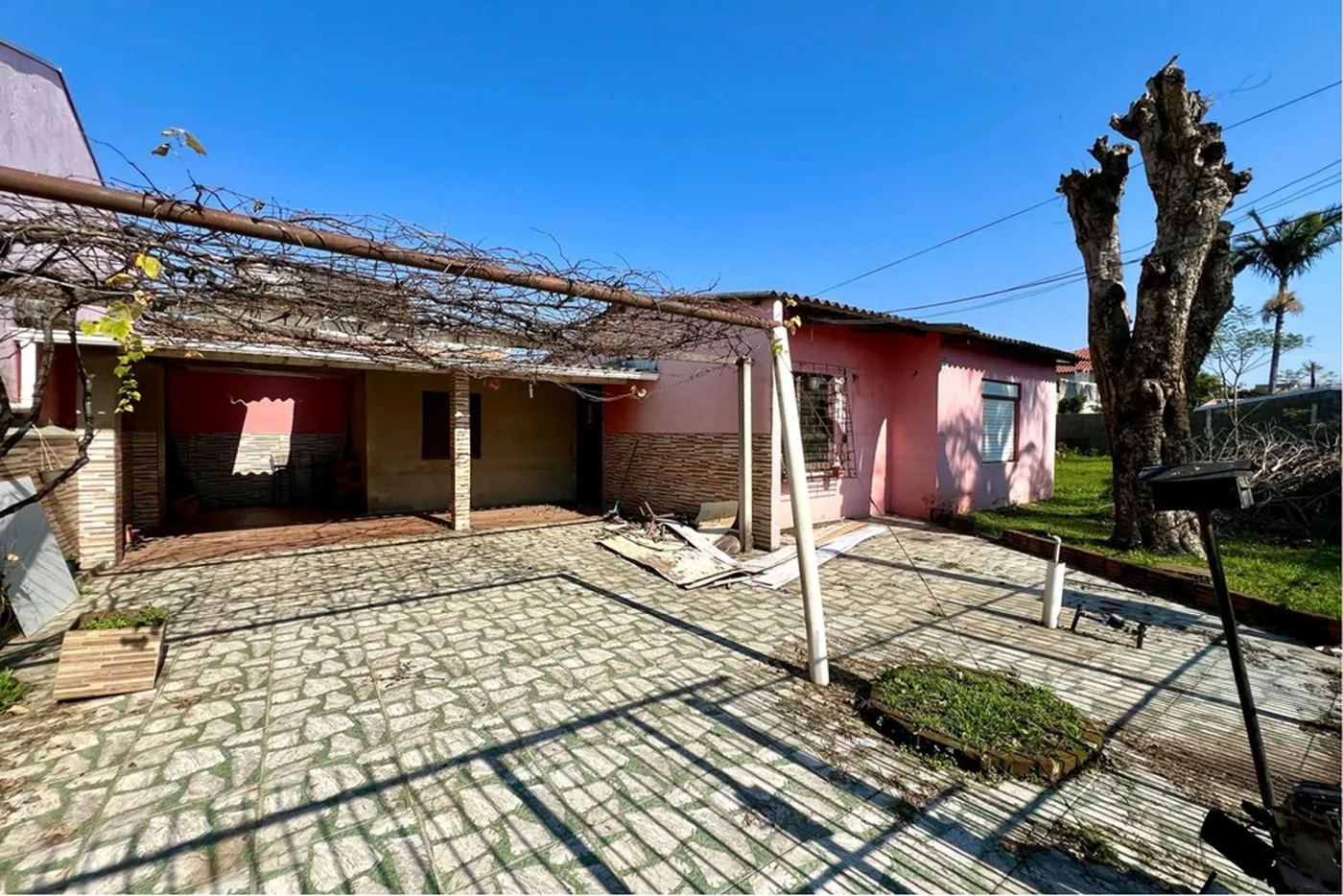 HDC 13 Lote 610241030-40 - REMAX 520 Exclusividades