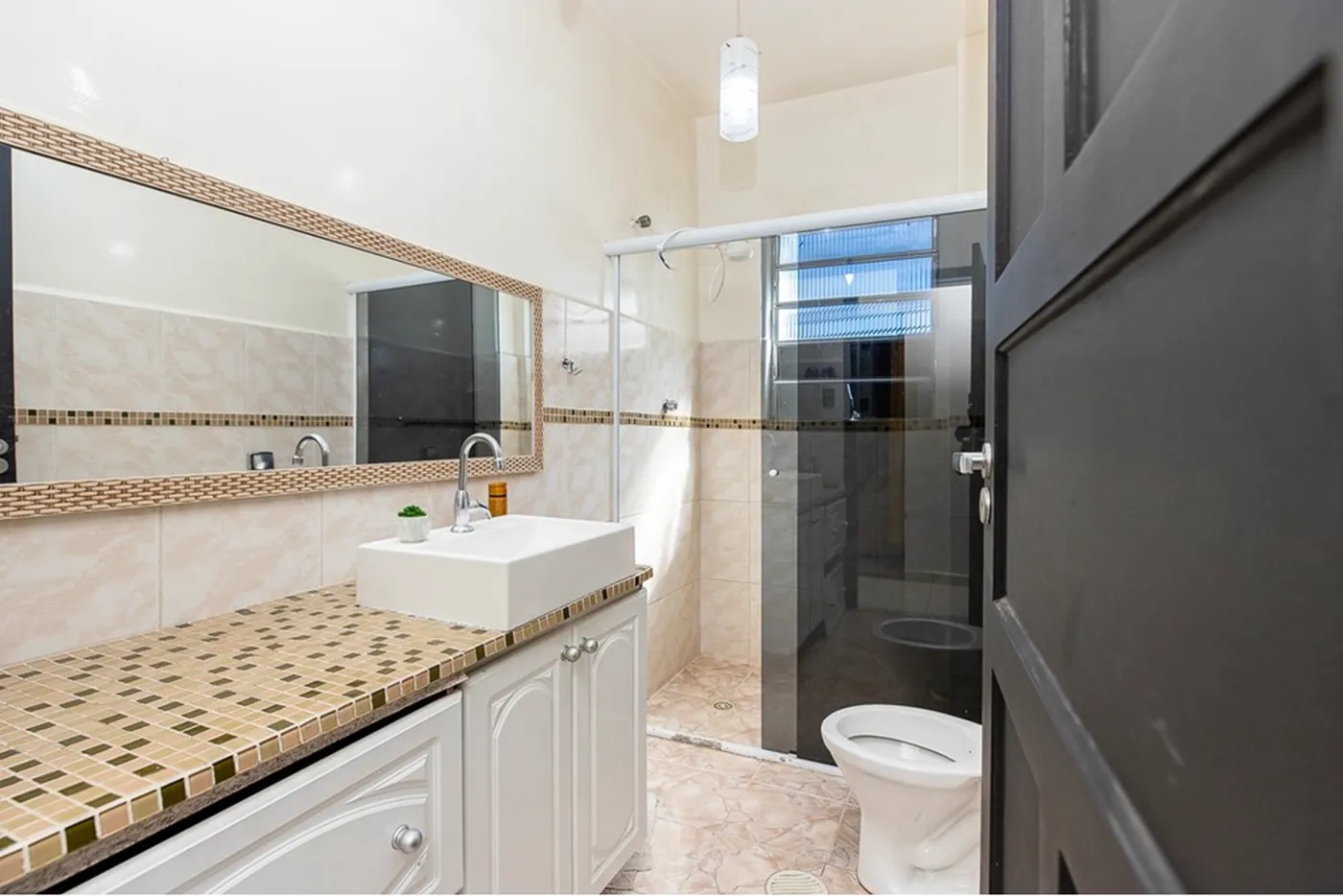 SABL 329 Apto 601131050-16 - REMAX Ares Exclusividades