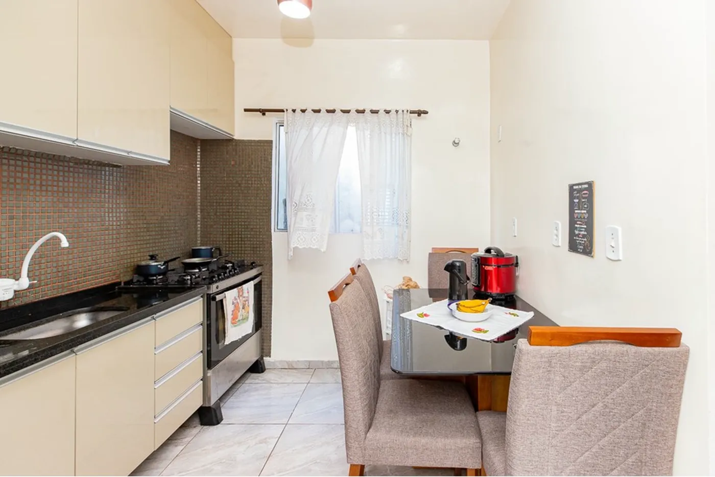 SABL 329 Apto 601131050-16 - REMAX Ares Exclusividades