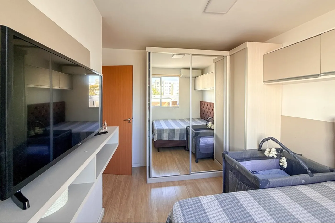 EVB 3521 Apto 612651041-18 - REMAX Pillares Exclusividades