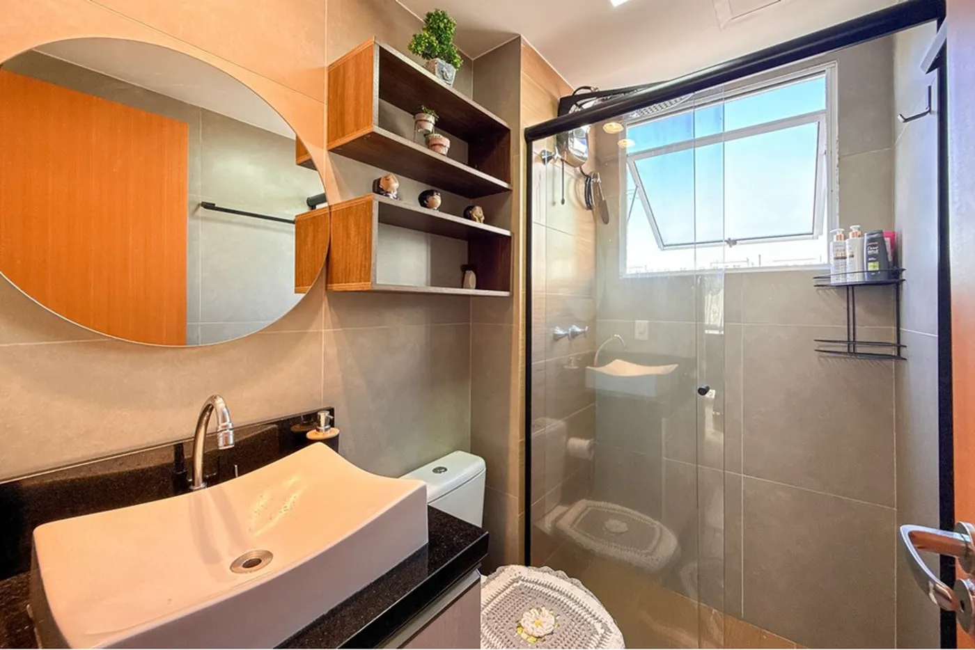 EVB 3521 Apto 612651041-18 - REMAX Pillares Exclusividades