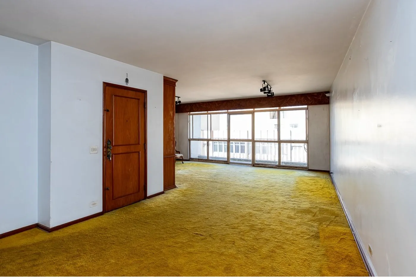 BRB 120 Apto 601241056-35 - REMAX Ville Exclusividades