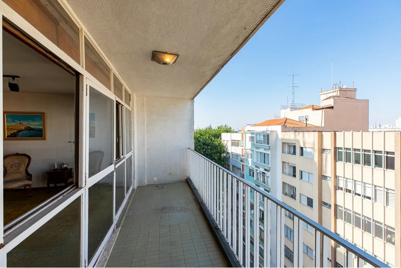 BRB 120 Apto 601241056-35 - REMAX Ville Exclusividades