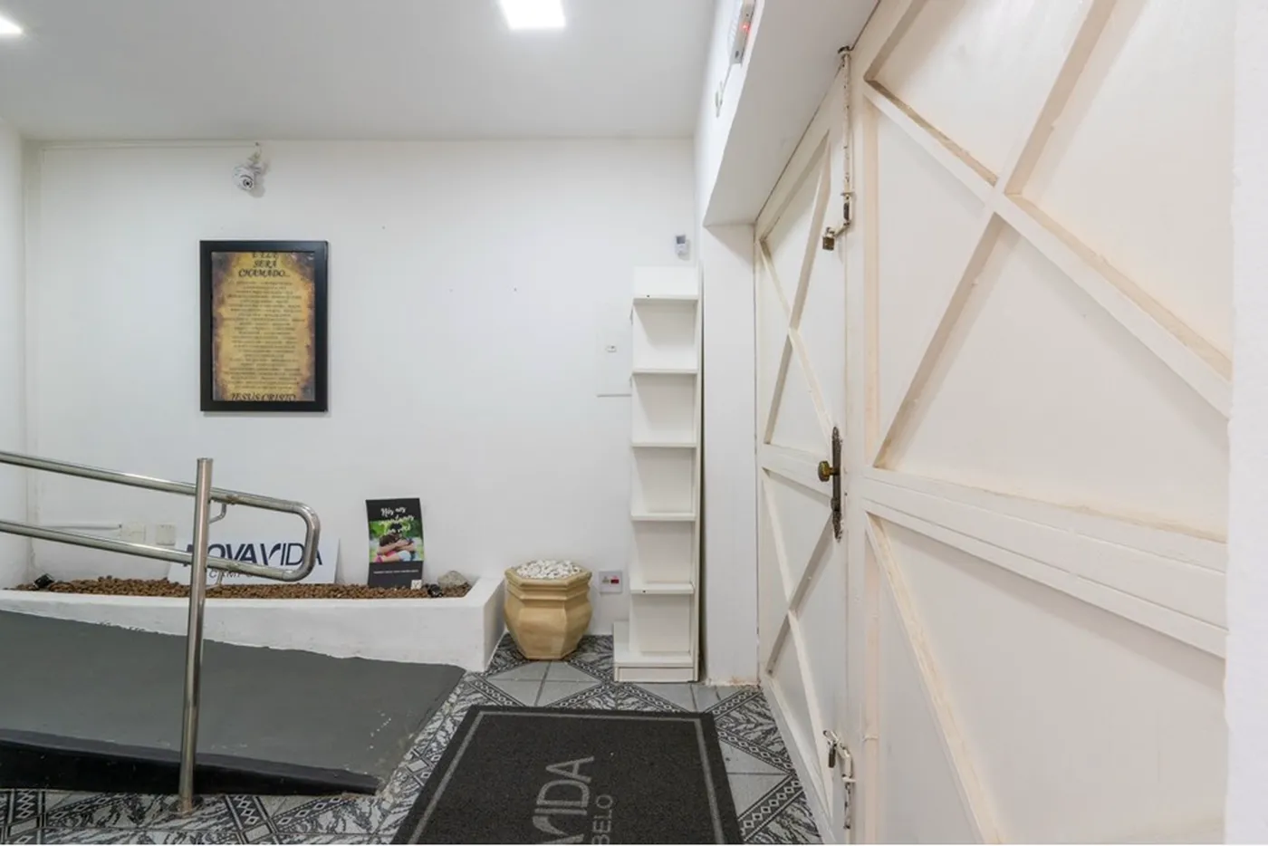 CBSP 406 Prédio 601131009-81 - REMAX Ares Exclusividades
