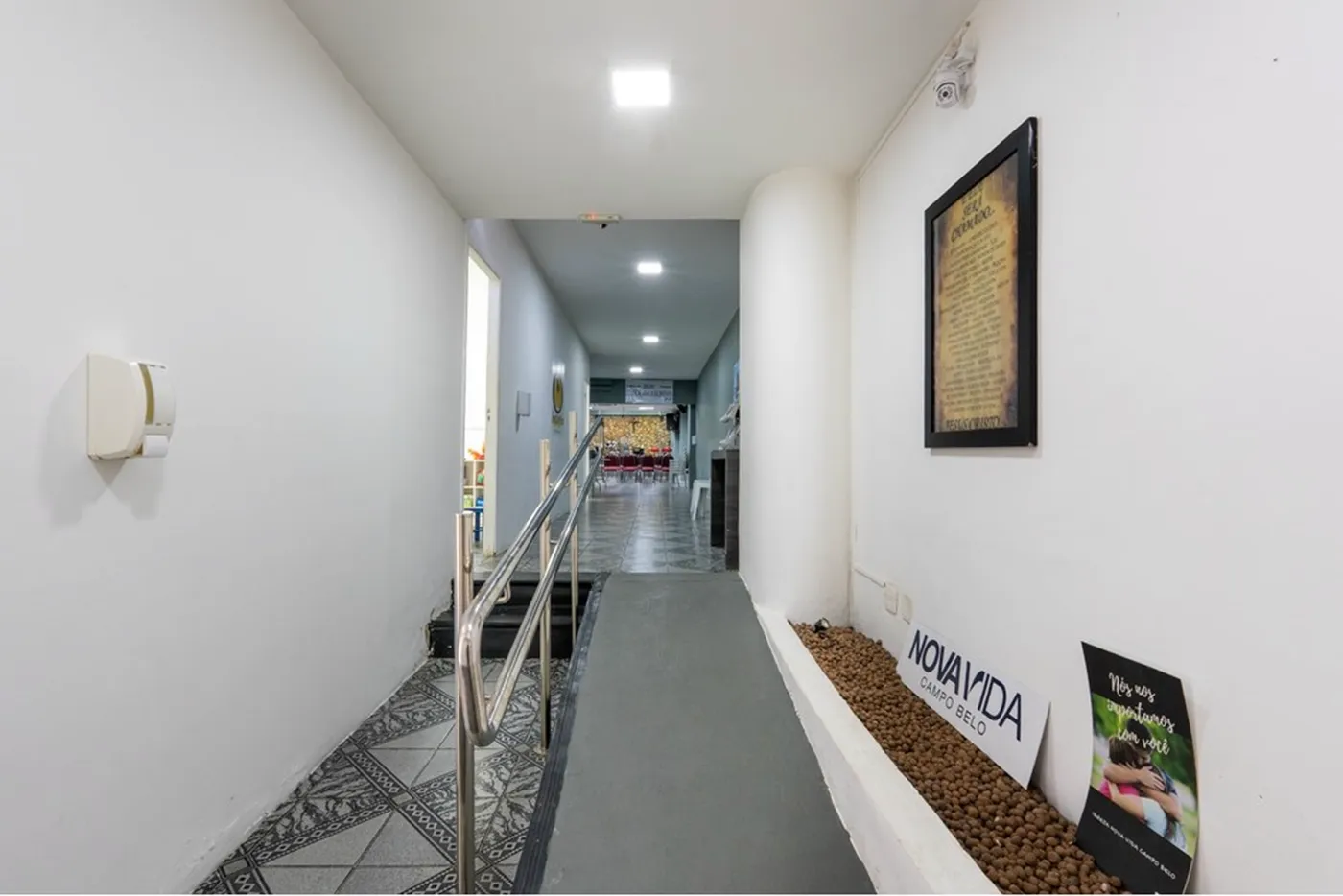 CBSP 406 Prédio 601131009-81 - REMAX Ares Exclusividades