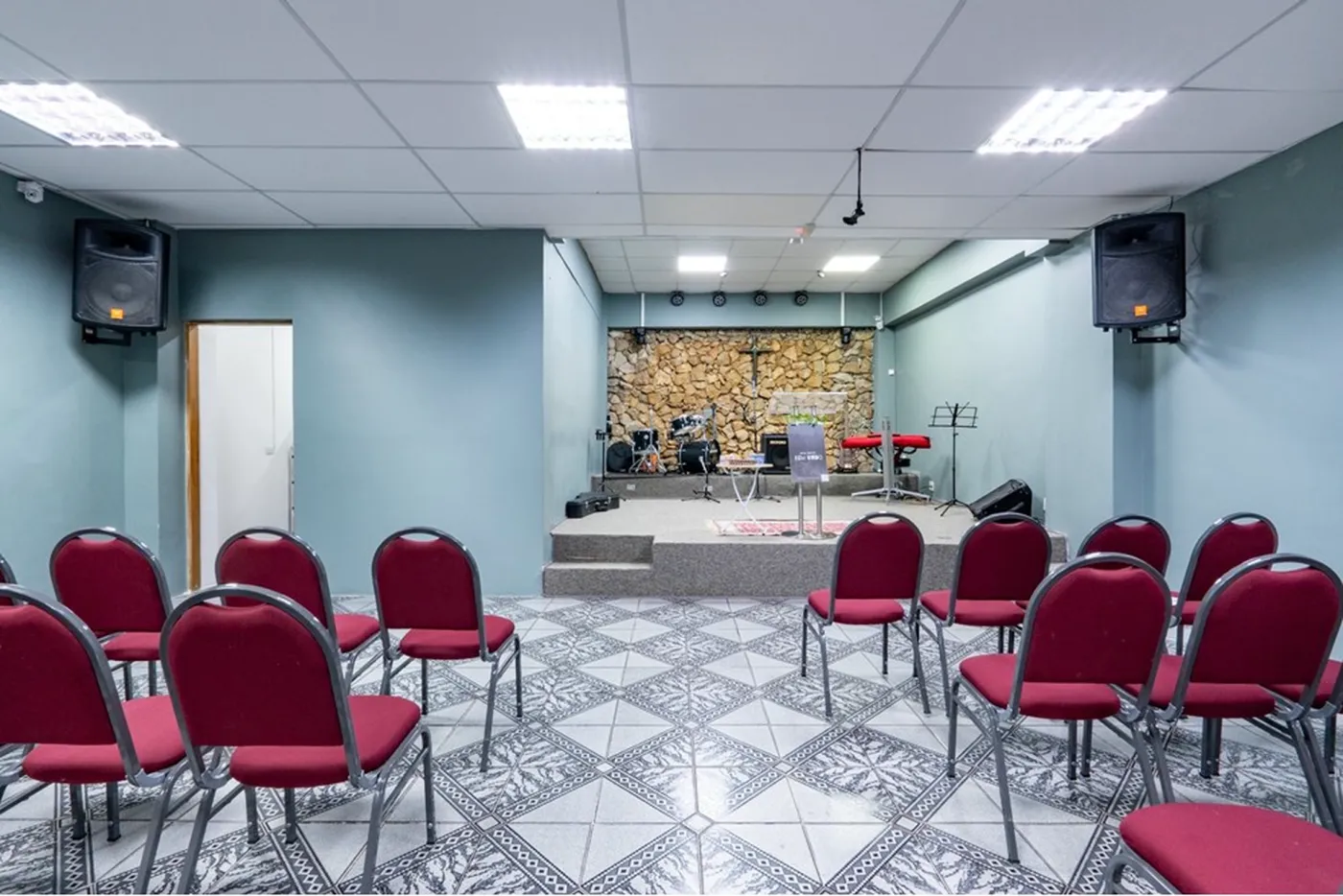 CBSP 406 Prédio 601131009-81 - REMAX Ares Exclusividades