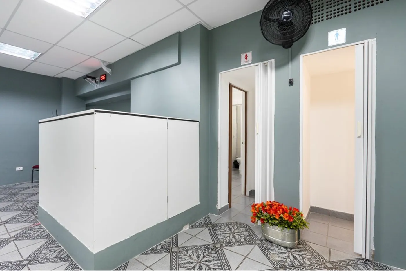 CBSP 406 Prédio 601131009-81 - REMAX Ares Exclusividades
