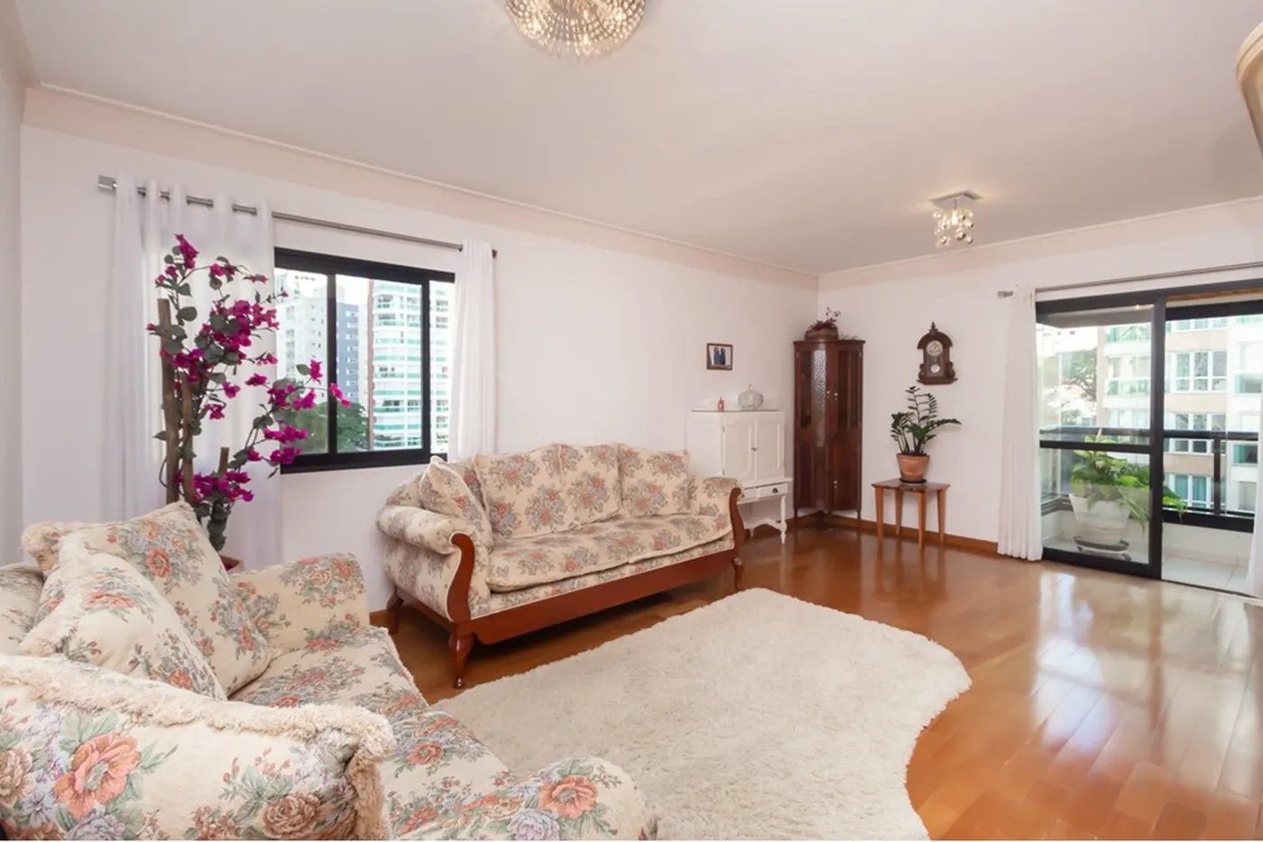 ADSDGC 280 Apto 602291040-10 - REMAX B12 Exclusividades