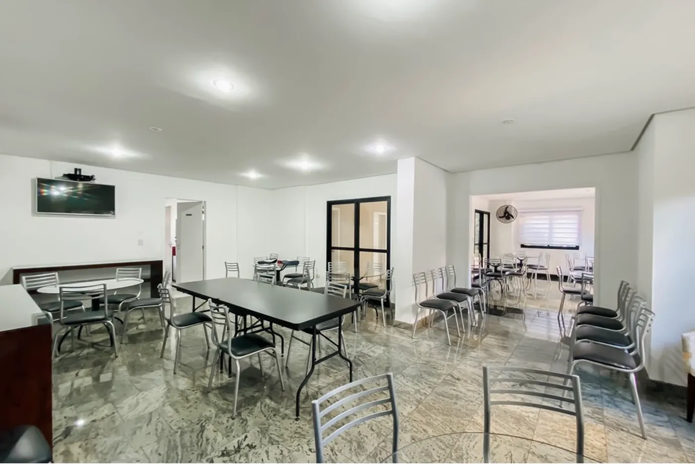 ADSDGC 280 Apto 602291040-10 - REMAX B12 Exclusividades