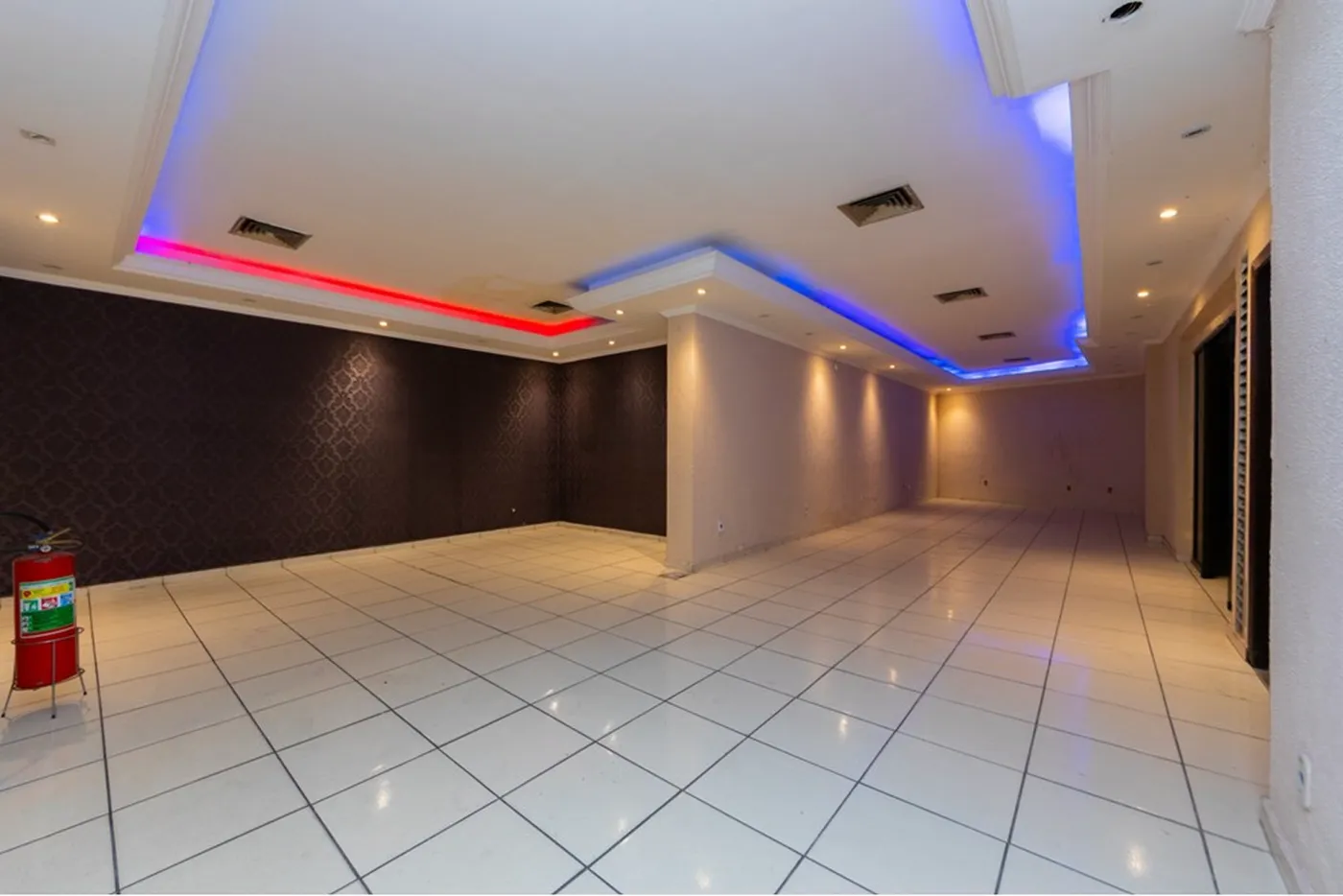 JVCCC 3494 Loja 602291040-8 - REMAX B12 Exclusividades JVCCC 3494 Loja 602291040-8 - REMAX B12 Exclusividades