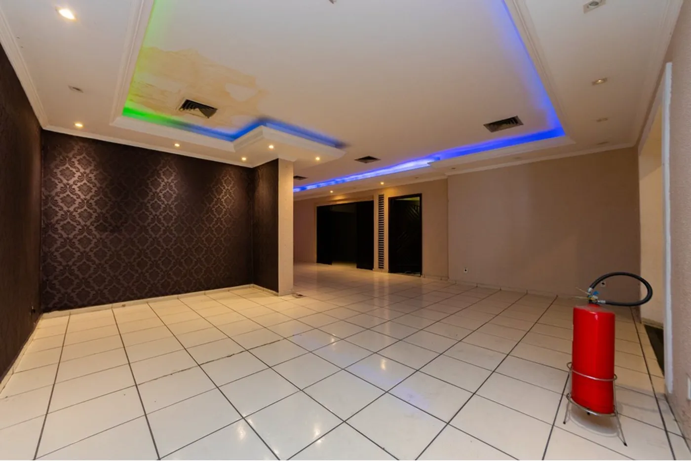 JVCCC 3494 Loja 602291040-8 - REMAX B12 Exclusividades JVCCC 3494 Loja 602291040-8 - REMAX B12 Exclusividades