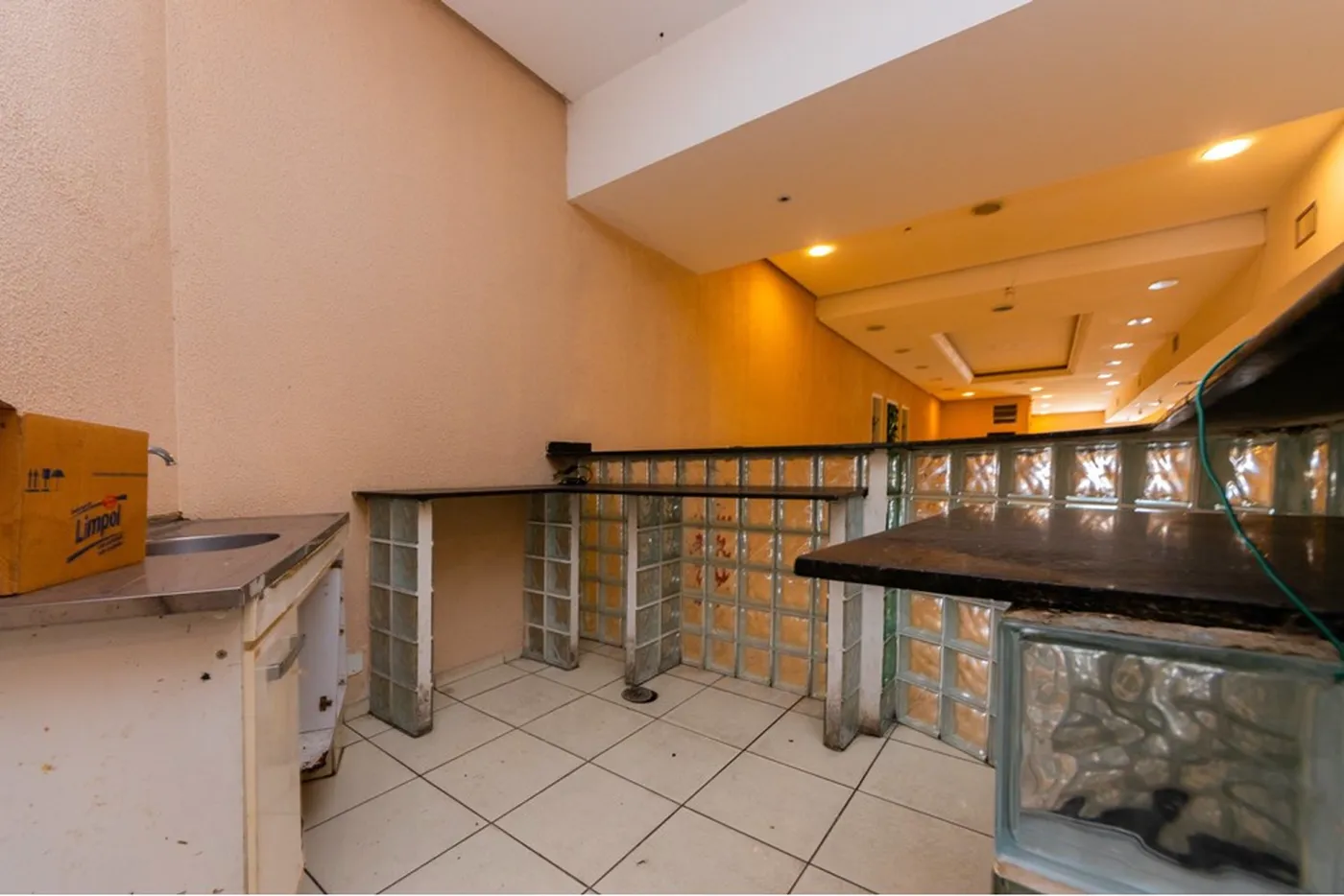 JVCCC 3494 Loja 602291040-8 - REMAX B12 Exclusividades JVCCC 3494 Loja 602291040-8 - REMAX B12 Exclusividades