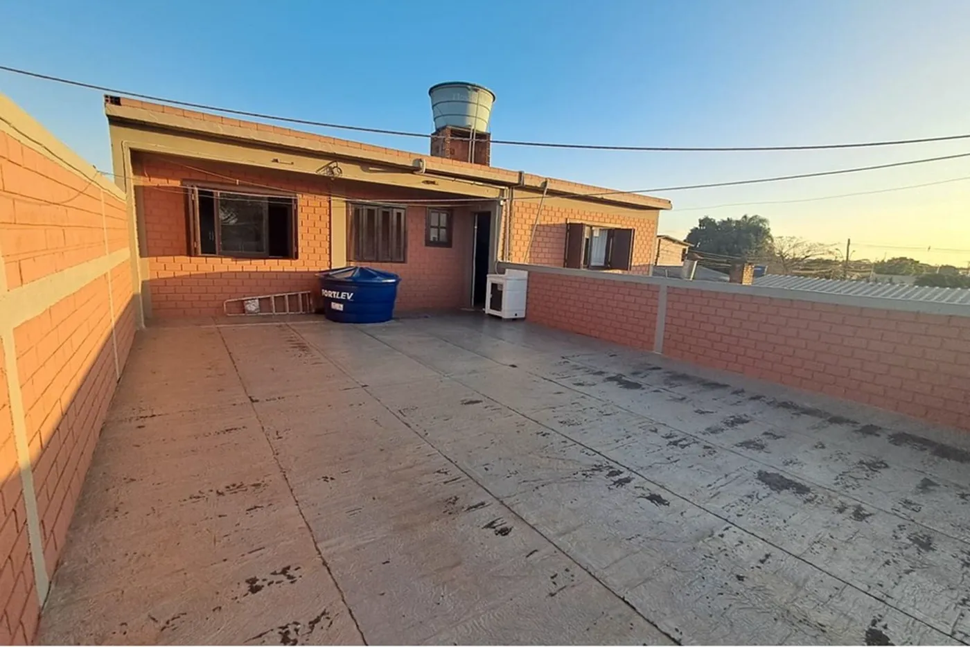 MRLDB 79 Casa 612531034-139 - Remax MC3 Exclusividades
