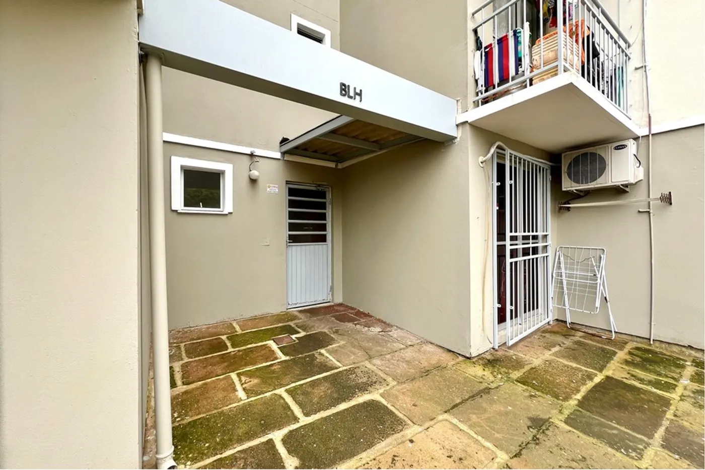 ODN 302 Apto 610241001-124 - REMAX 520 Exclusividades