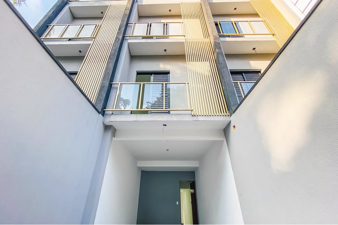 CIB 475 Casa 602031026-3 - REMAX Classique Exclusividades