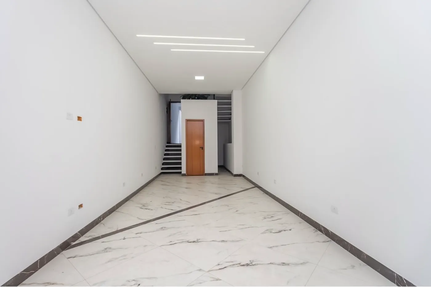 CIB 475 Casa 602031026-3 - REMAX Classique Exclusividades