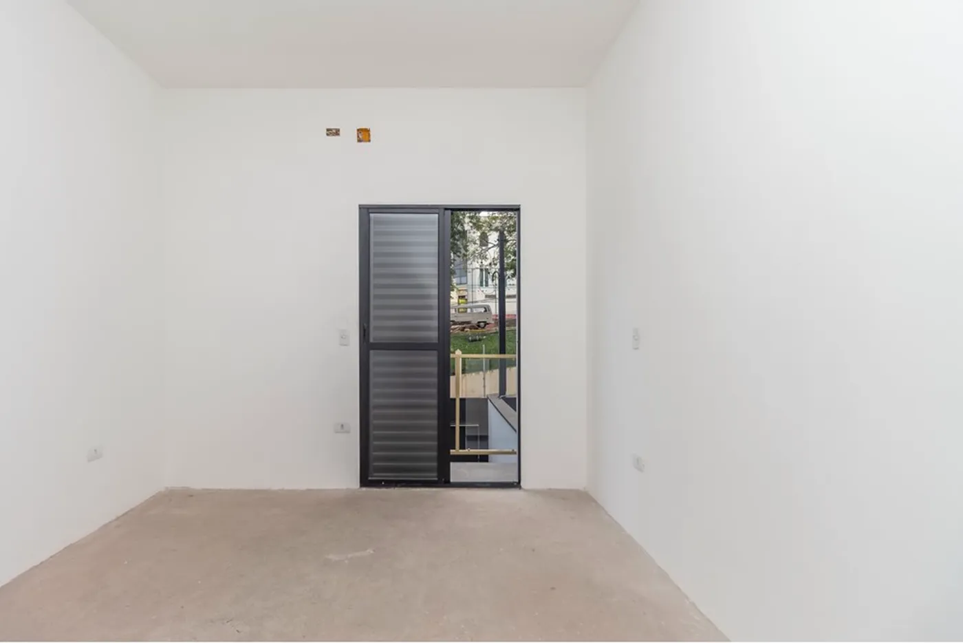 CIB 475 Casa 602031026-3 - REMAX Classique Exclusividades