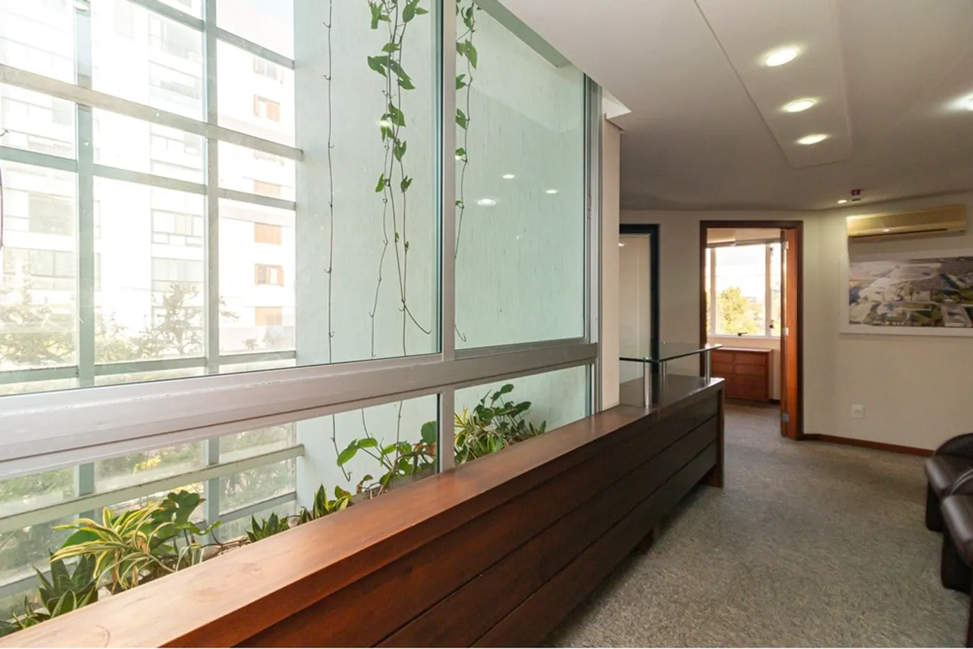 MDB 230 Sala 610221070-6 - REMAX Donno Exclusividades