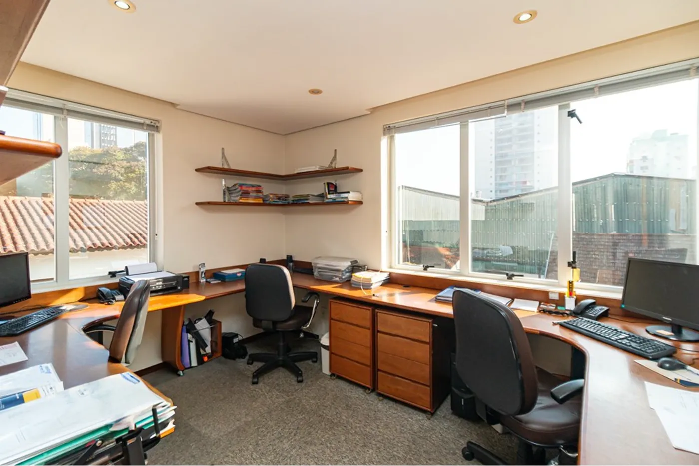 MDB 230 Sala 610221070-6 - REMAX Donno Exclusividades