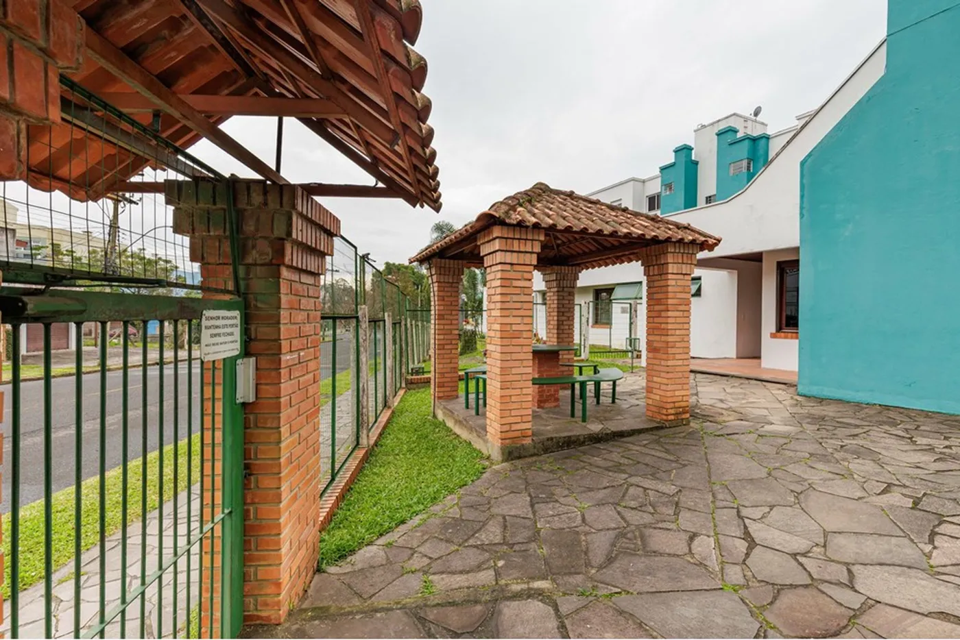 APJDSB 227 Apto 612521003-270 - REMAX Place Exclusividades