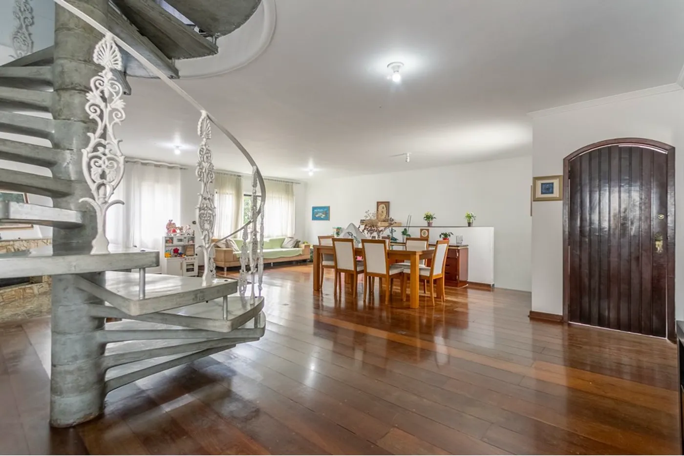JFSDS 331 601301062-14 - Remax Studio 76 Exclusividades