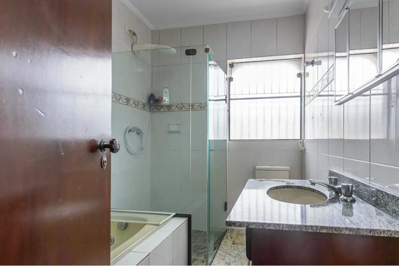 JFSDS 331 601301062-14 - Remax Studio 76 Exclusividades