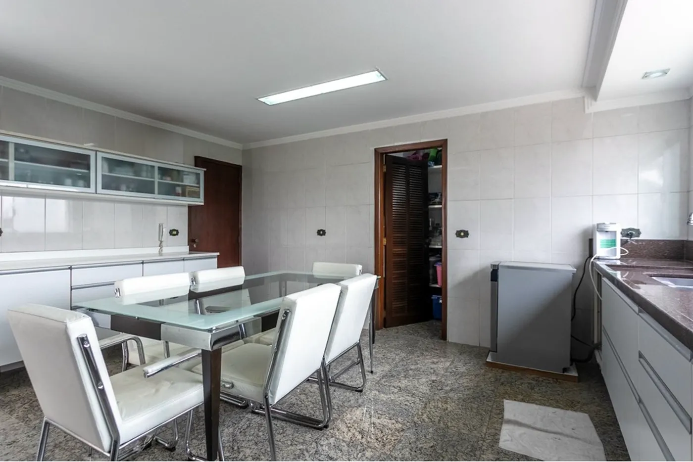 JFSDS 331 601301062-14 - Remax Studio 76 Exclusividades