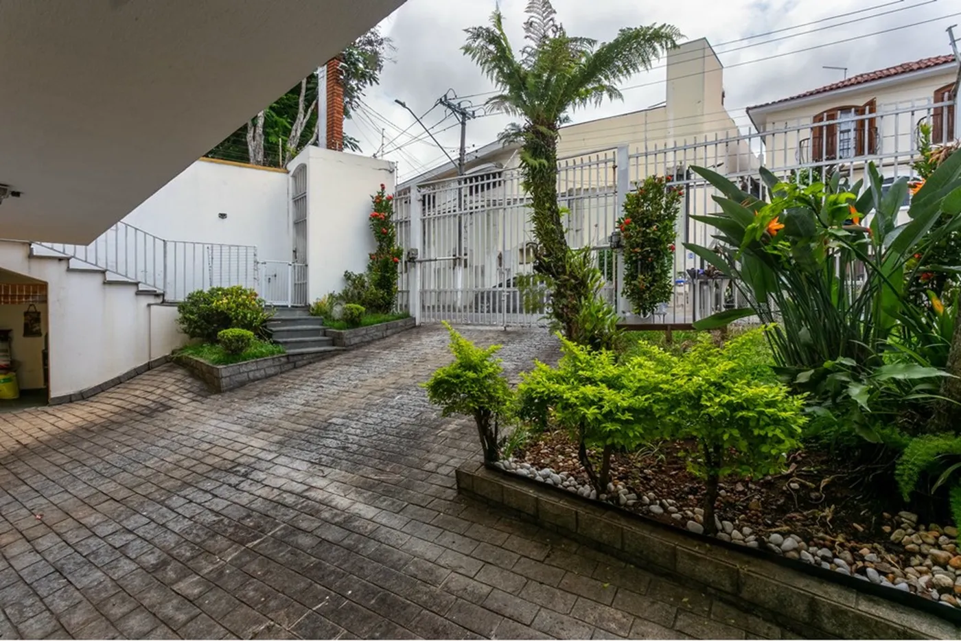 JFSDS 331 601301062-14 - Remax Studio 76 Exclusividades