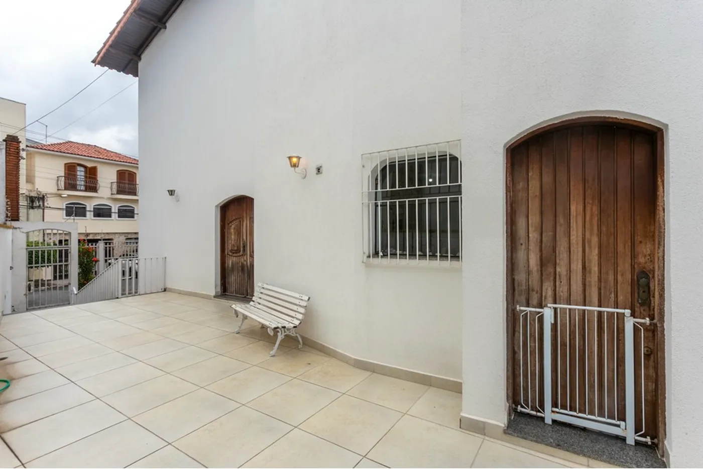 JFSDS 331 601301062-14 - Remax Studio 76 Exclusividades