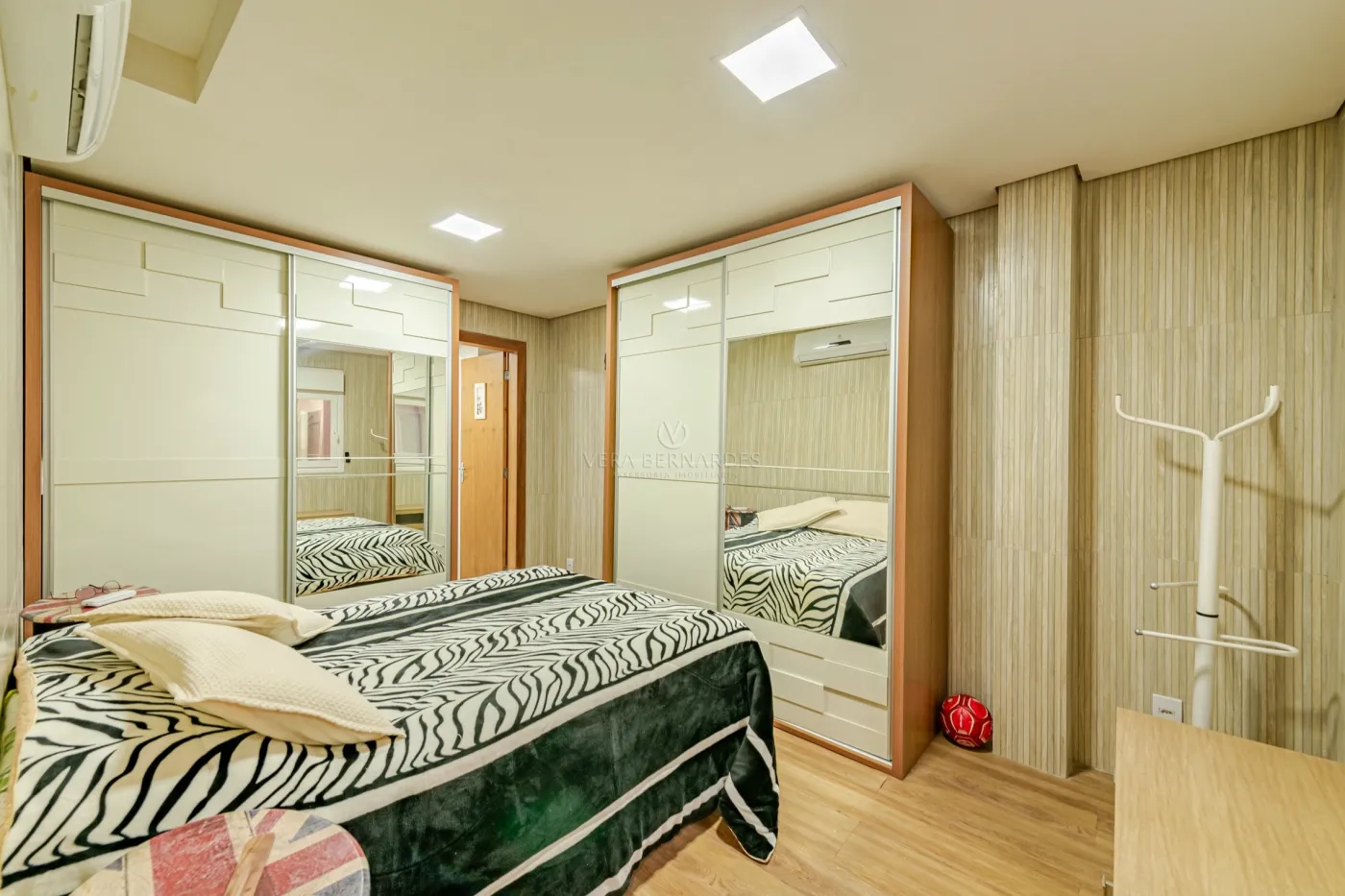 VAG 208 Casa 50732 - VB Assessoria Imobiliária Exclusividades