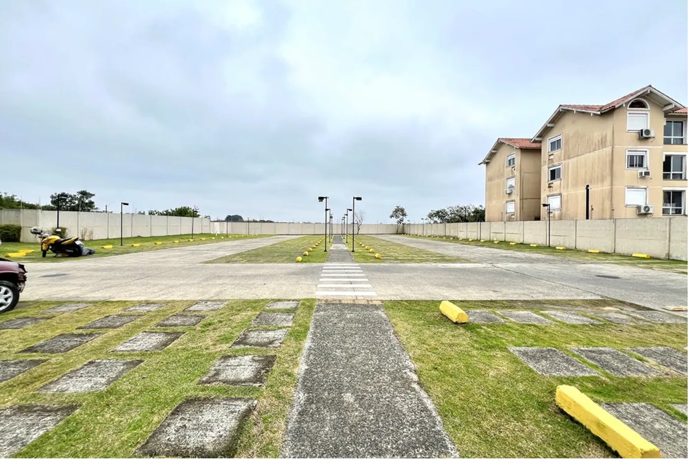 MGRFB 303 Apto 610241030-43 - REMAX 520 Exclusividades