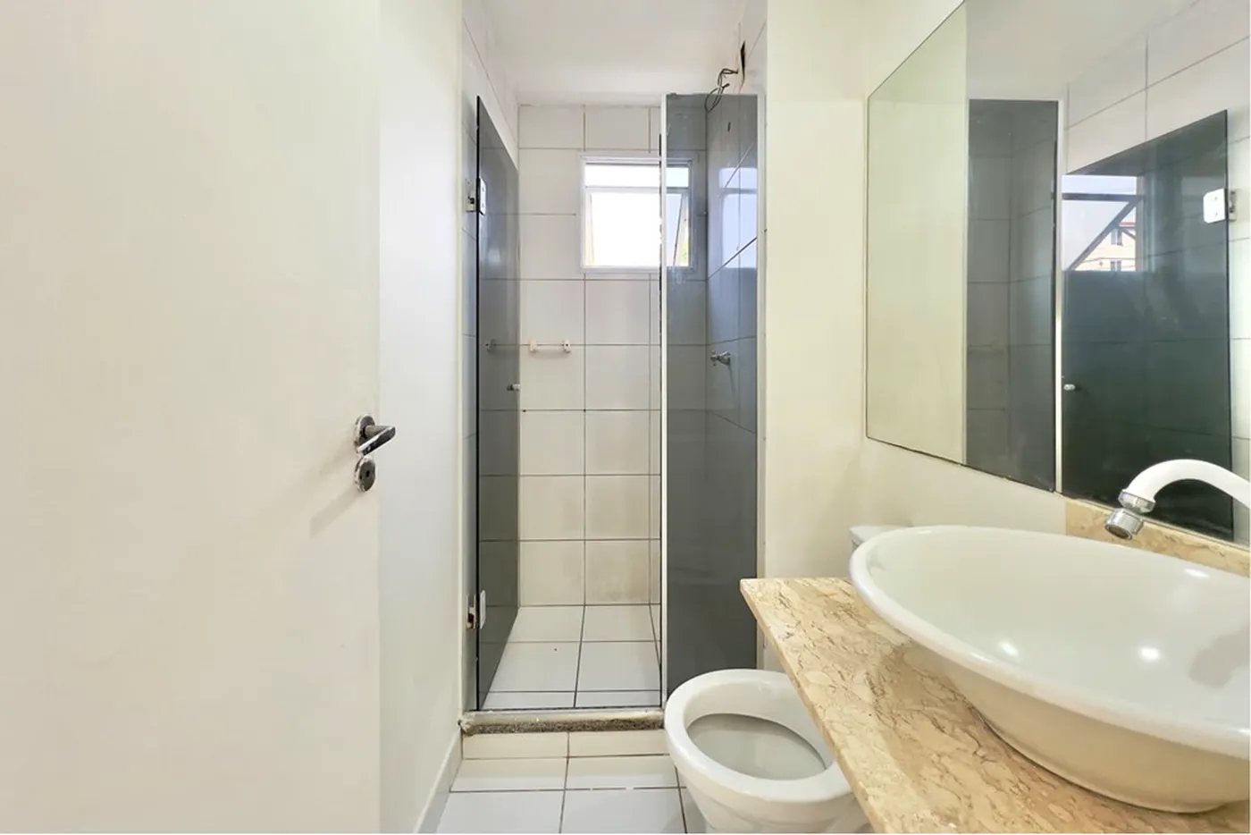 FDJB 1852 Apto 610241030-42 - REMAX 520 Exclusividades