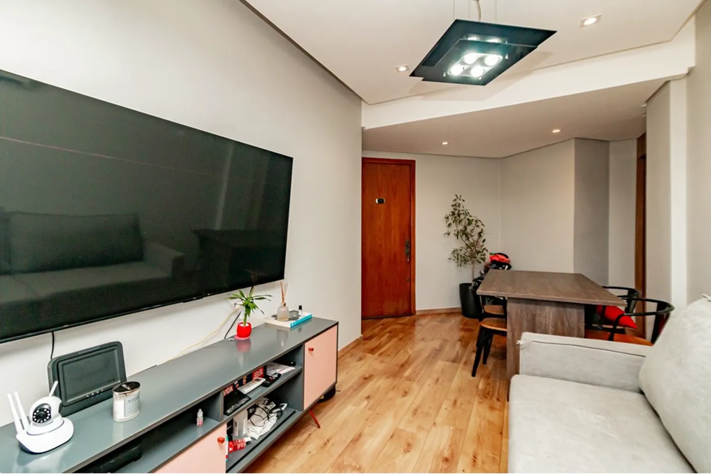 MDDDJ 942 Apto 610221010-15 - REMAX Donno Exclusividades MDDDJ 942 Apto 610221010-15 - REMAX Donno Exclusividades