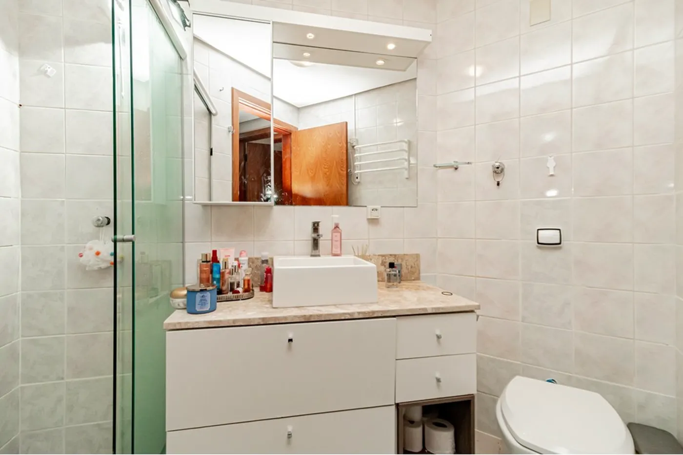 MDDDJ 942 Apto 610221010-15 - REMAX Donno Exclusividades MDDDJ 942 Apto 610221010-15 - REMAX Donno Exclusividades
