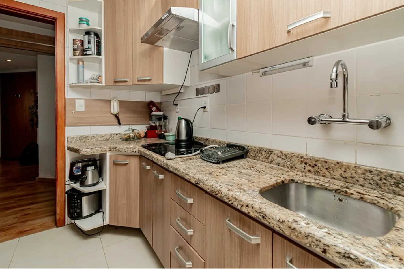 MDDDJ 942 Apto 610221010-15 - REMAX Donno Exclusividades MDDDJ 942 Apto 610221010-15 - REMAX Donno Exclusividades