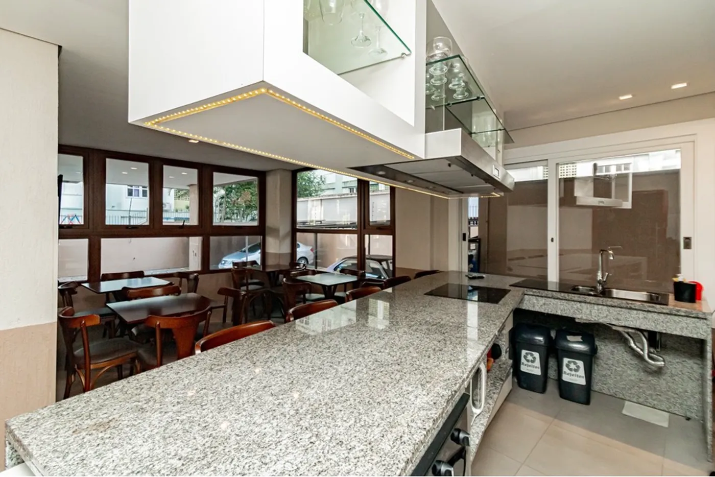 MDDDJ 942 Apto 610221010-15 - REMAX Donno Exclusividades MDDDJ 942 Apto 610221010-15 - REMAX Donno Exclusividades