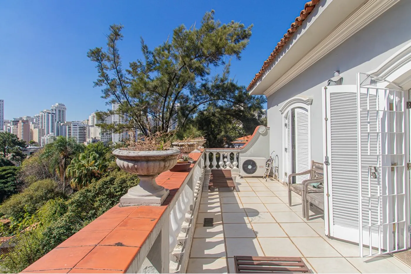 PBP 118 601081011-68 - REMAX Lepex Exclusividades