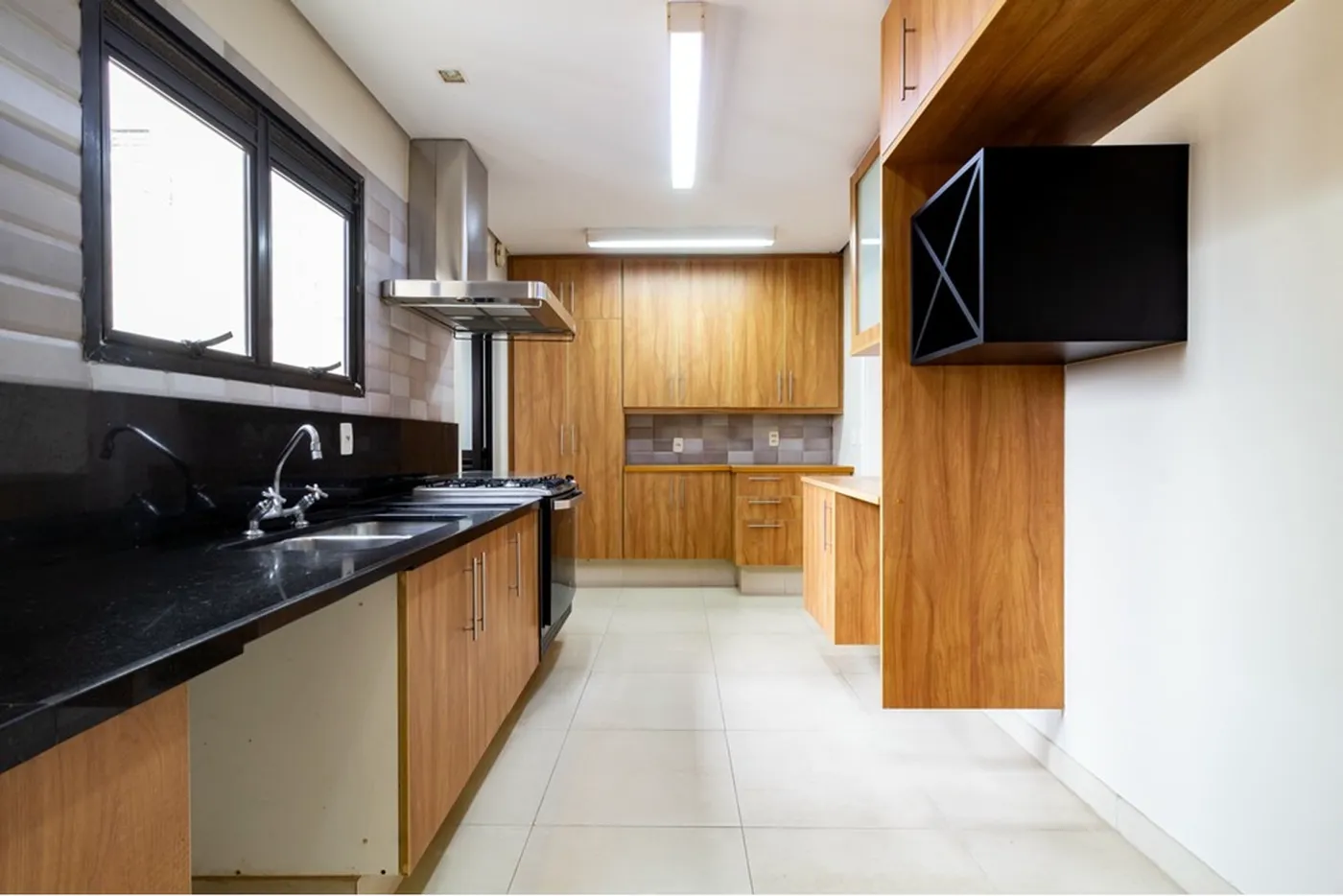 ADLSJ 285 Apto 601261064-216 - REMAX Terra Exclusividades