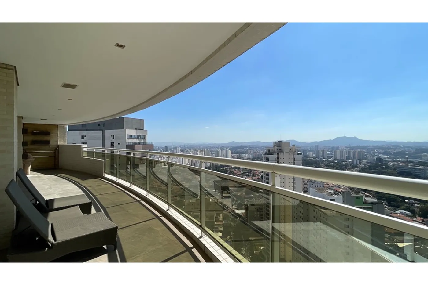 ADLJA 301 Apto 601261064-219 - REMAX Terra Exclusividades
