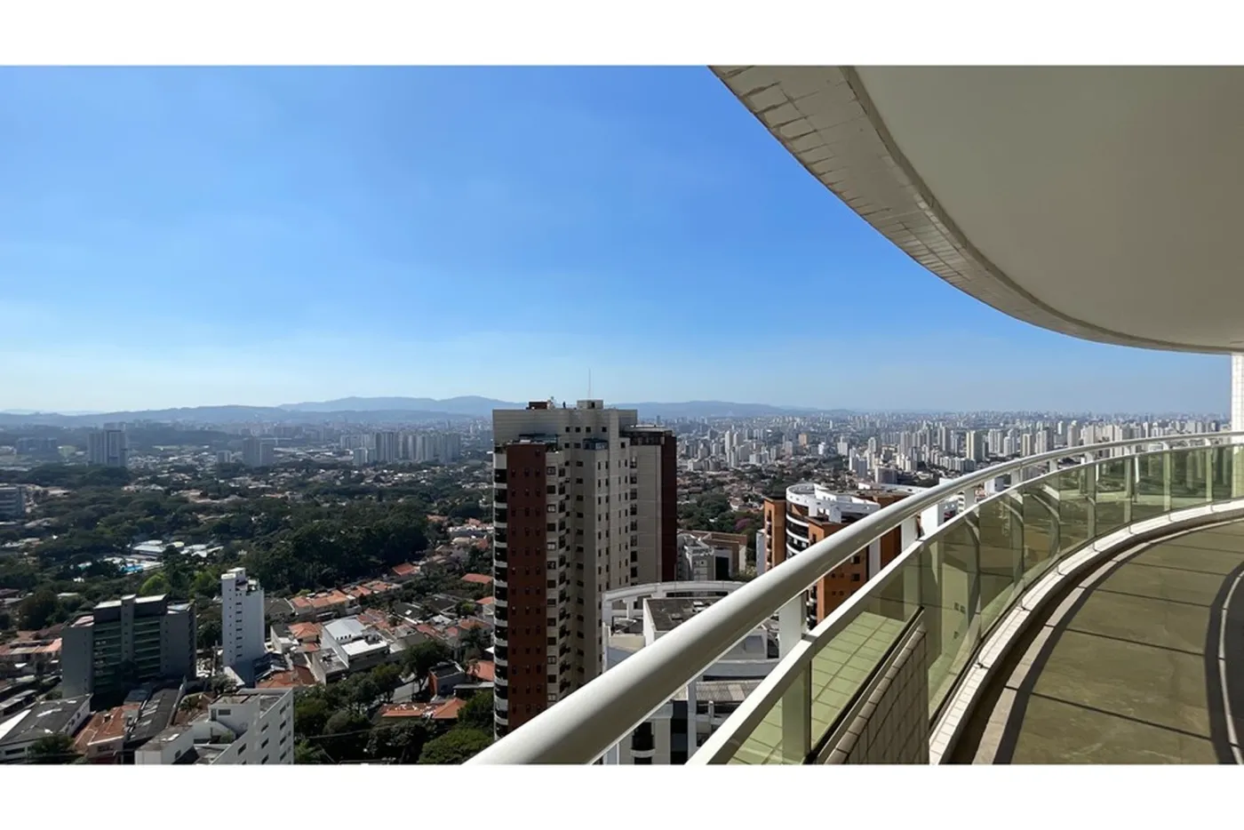 ADLJA 301 Apto 601261064-219 - REMAX Terra Exclusividades