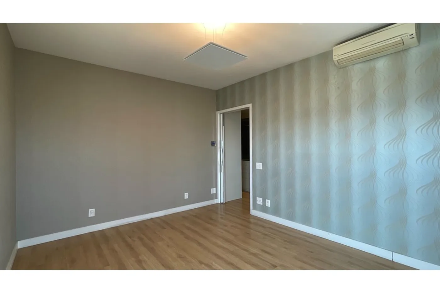 ADLJA 301 Apto 601261064-219 - REMAX Terra Exclusividades