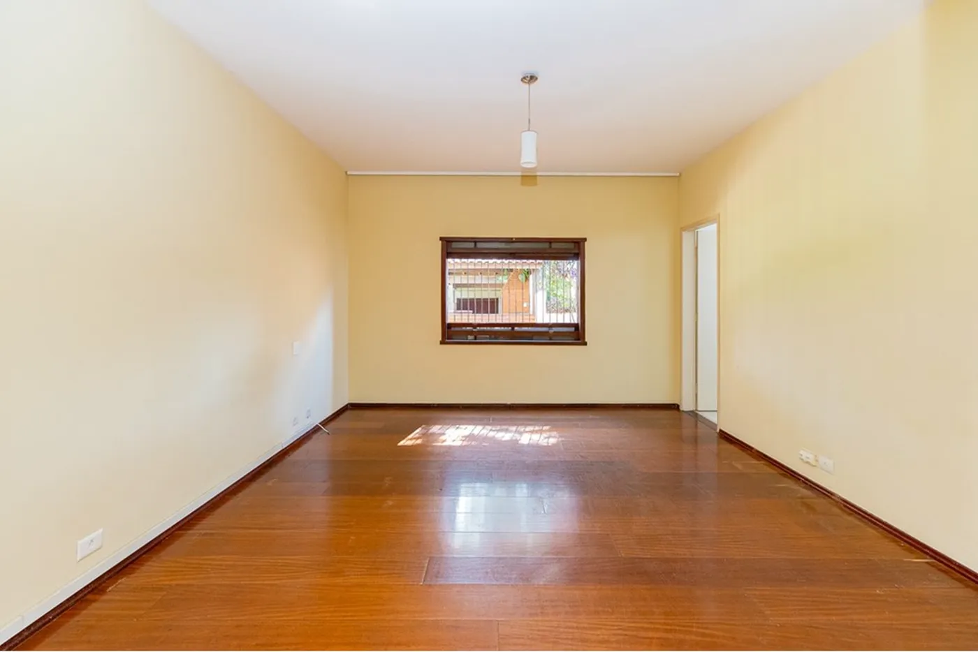 JPAFK 200 Casa 601131064-55 - REMAX Ares Exclusividades