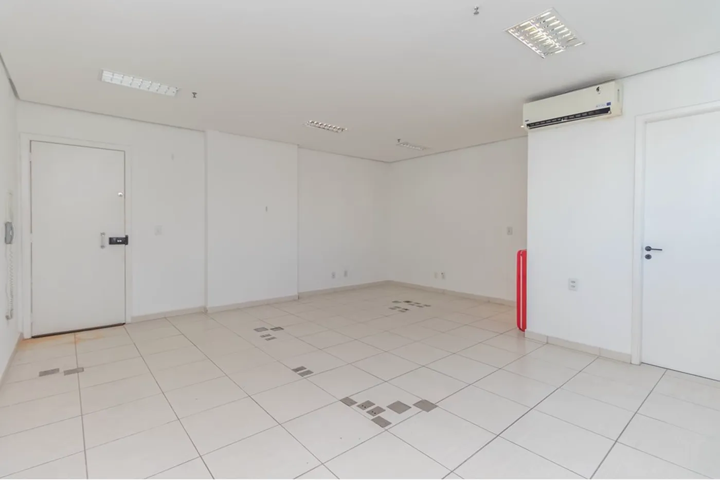 CBVJD 3720 Sala 601371045-8 - REMAX Boutique Exclusividades